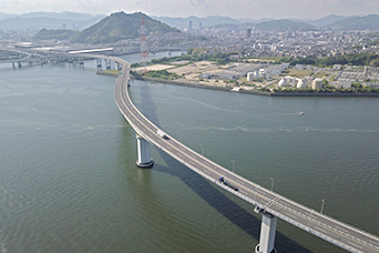 海田大橋　昼